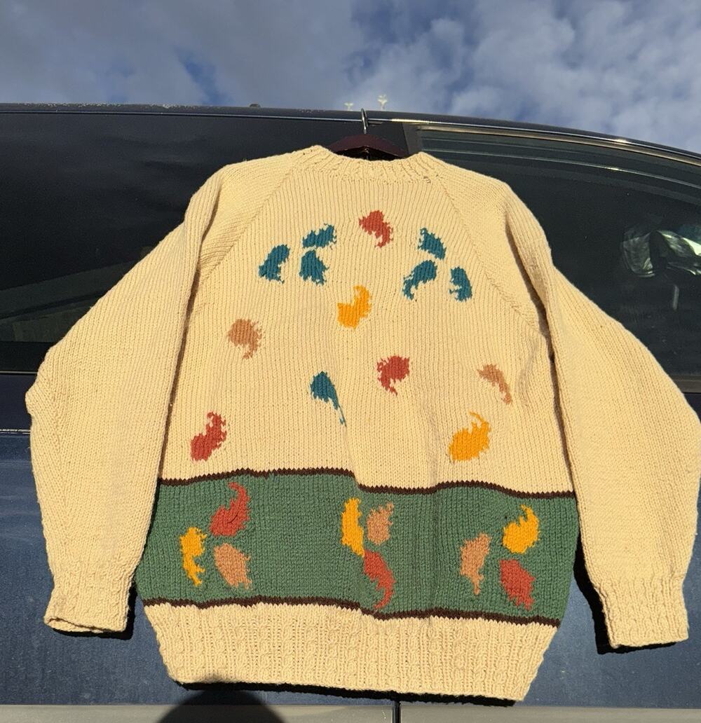 Vintage Hand knit Wool Sweater Sz L Mens